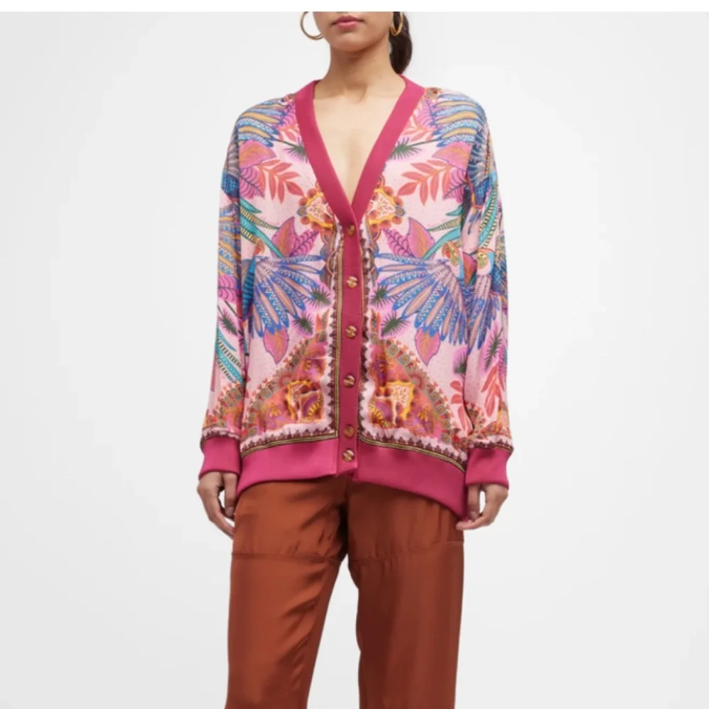 NWT $185 Farm Rio Macaw Scarf Pink Cardigan in size Large! - Picture 4 of 9